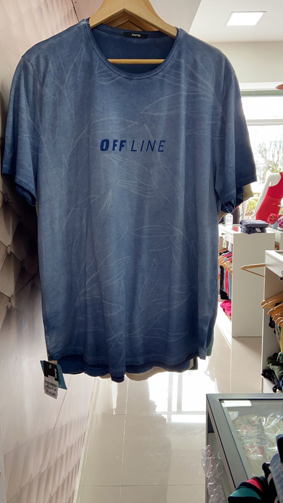 Camiseta Slim Off line