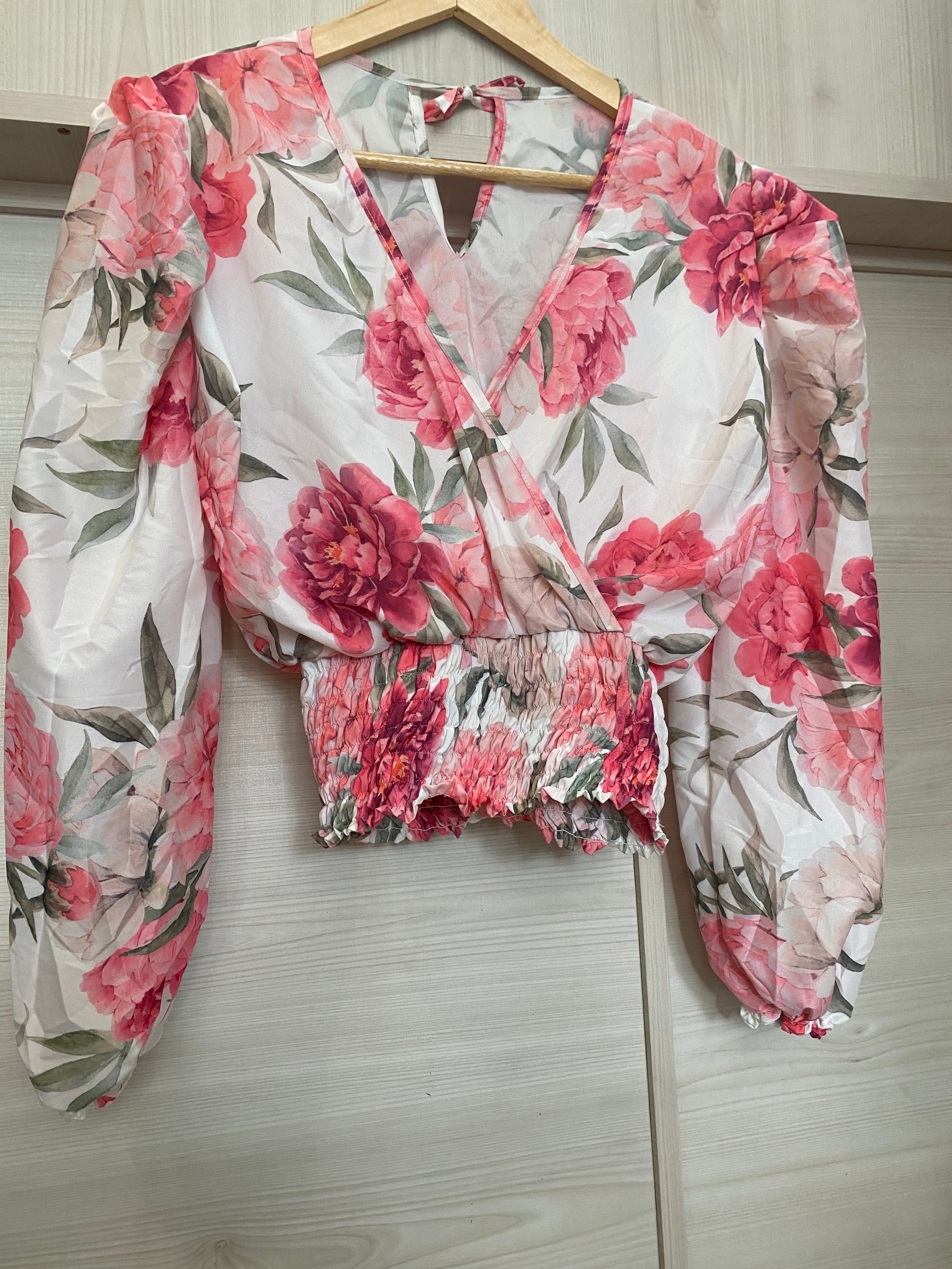 Cropped Floral